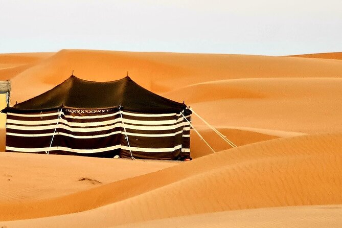 2-Day Private Wahiba Sands Desert Camping Tour from Muscat - Four hours at Wadi Shab, Oman’s big water stop