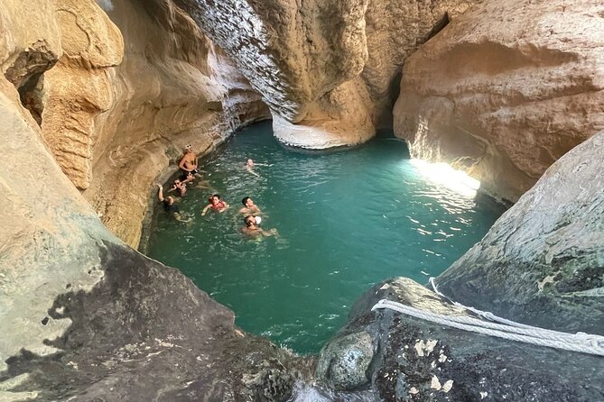 2 Days Private Wadi Shab Tour in Desert Safari - Key points to know before booking