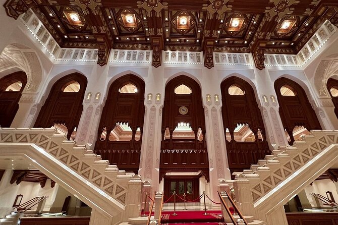 4-Hour Muscat City Tour Afternoon Till Evening - Royal Opera House, inside or outside