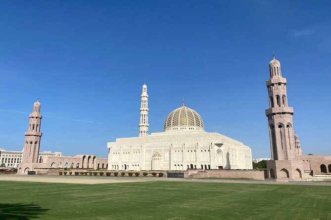 4-Hour Muscat City Tour Afternoon Till Evening - Mohammed Al Ameen Mosque and city views