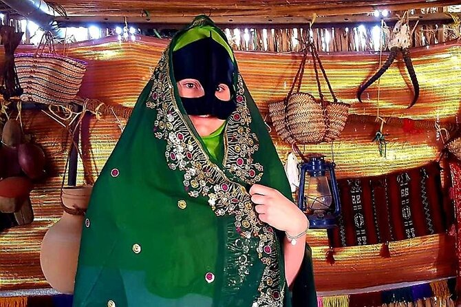 5-Days Private Oman Tour – Mountains, Deserts & Coastline - Muscat begins with mosques, palaces, and the sea