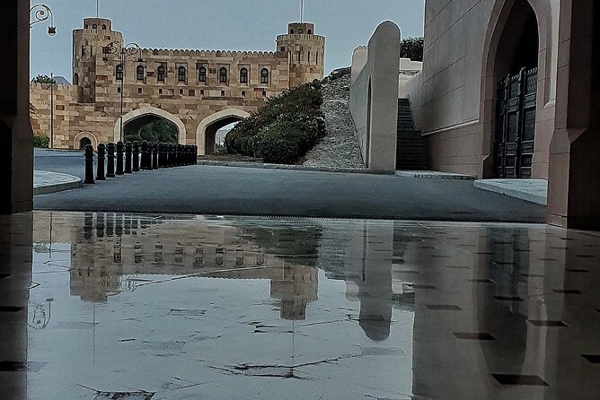 5 Hours Private Tour in Muscat City - Al Alam Palace and the two forts frame old Muscat