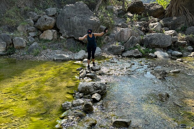 6 Hours Private Hiking in Salalah Mountains - Transport, snacks, and what is included