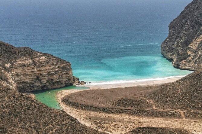 8 Hours of Salalah Best: East & West Private Tour - Mughsail Beach and the blowholes