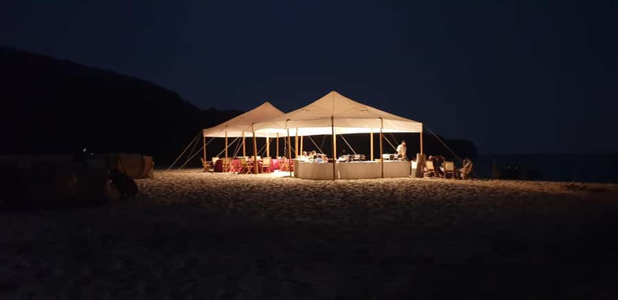 Camping to the Daymaniyat Islands with an overnight stay - Two early snorkeling stops