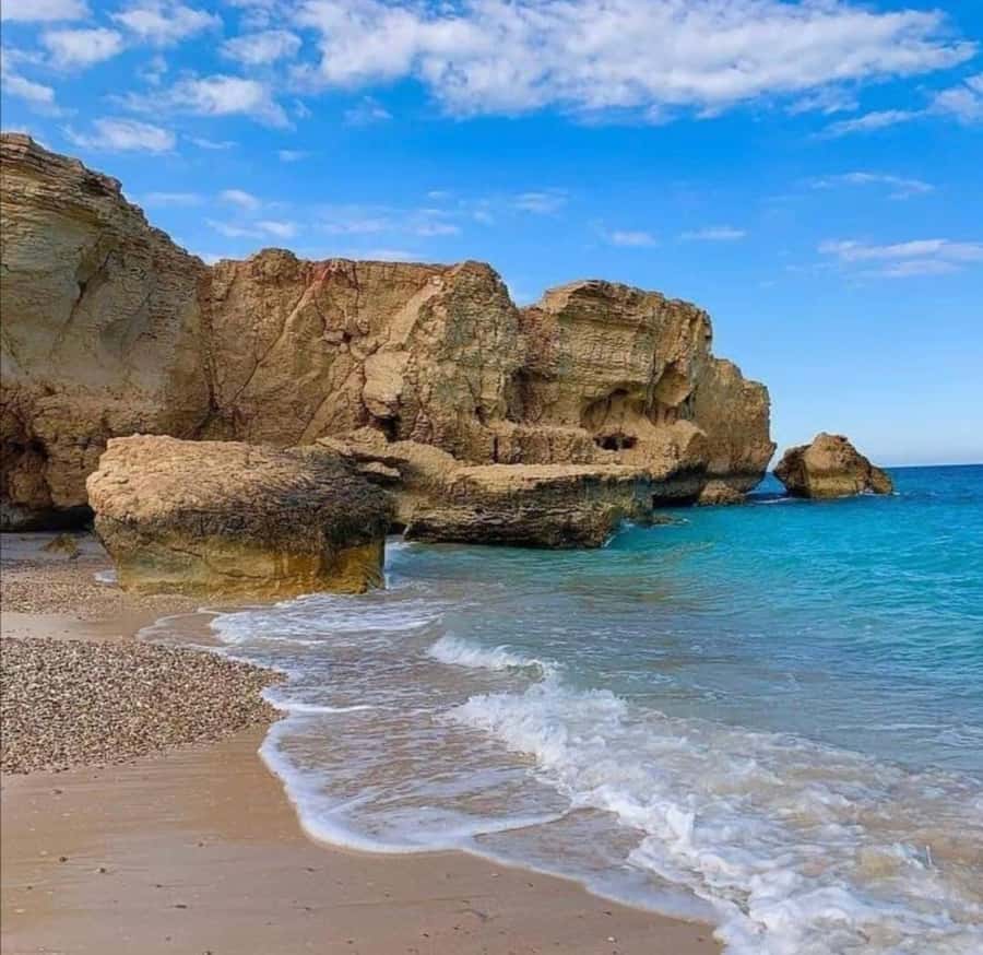 Caribian Orient (Swiming at Fazayeh Beach ) - Marneef Cave and the force of the sea