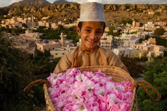 Damascus Roses - Discover the secrets of Al Jabal Al Akhdhar - Who will enjoy this four-hour mountain trip