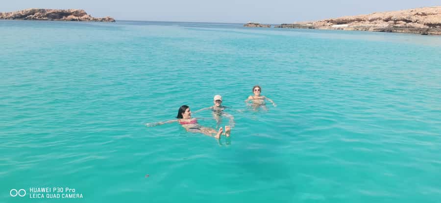 Daymaniyat Island: Snorkelling Tour with Tasty Lunch - Second snorkeling site and island beach time