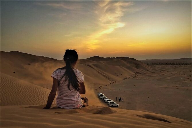 Desert Sunset Magic – Salalah Empty Quarter Experience - Thumrait, coffee, and a pause on the road