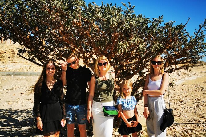 Desert Sunset Tour VisitSalalah - Transport, timing, and the real pace of the day