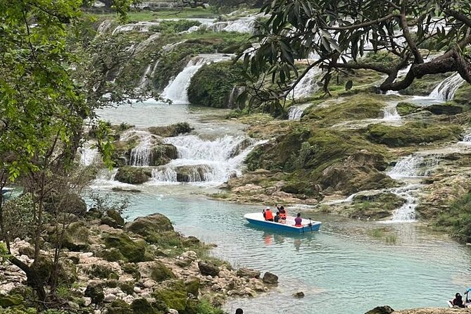East of Salalah, Mountain Safari, Camels, Waterfall, White beach - Jabal Samhan delivers the broadest view
