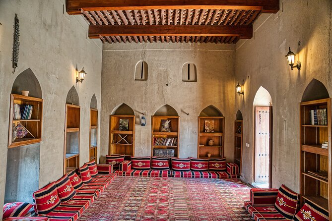 Enjoy the beauty of Fanja, Samail، Izki & Nizwa on a special trip - Birkat Al Mouz, palms, falaj, and mountain ruins