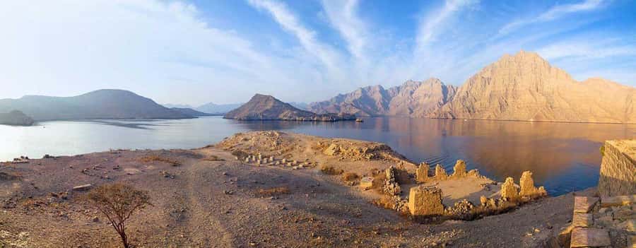 From Dubai to Norway of Arabia|Telegraph Island| Dhow Cruise - Timing, passports, and what to pack