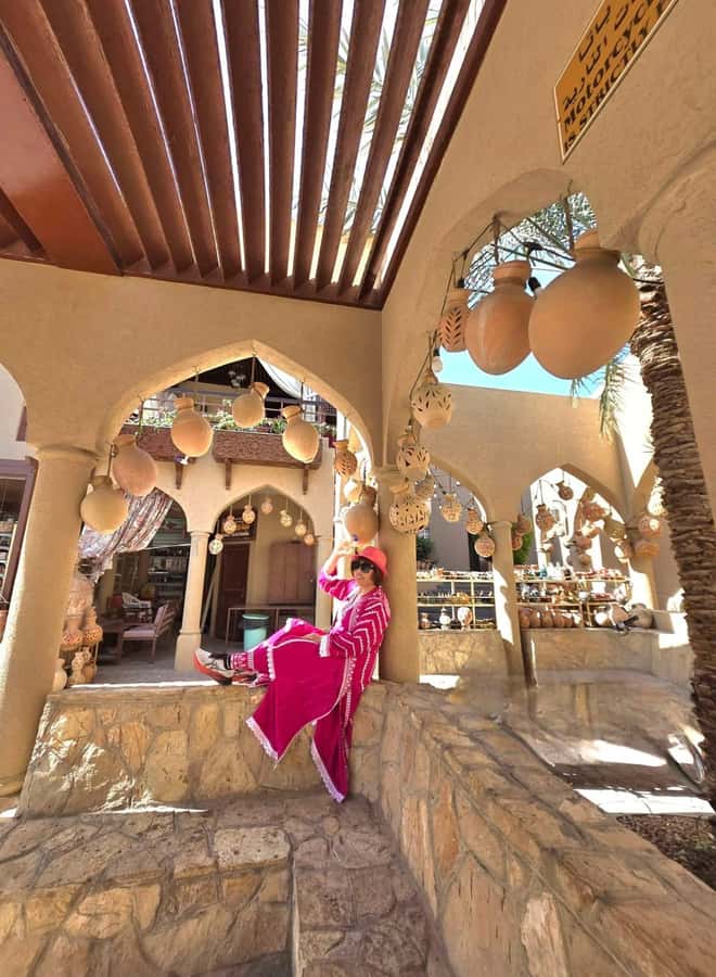 From Muscat: 3-Days Nizwa, Desert, Turtle, Wadi Shab - Ras Al Jinz: a night walk with no guarantee
