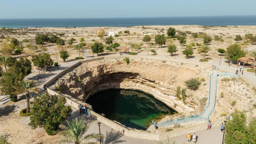 From Muscat: 6-Day Tour of City, Wadis, Desert & Mountains - Why this six-day route works for Oman