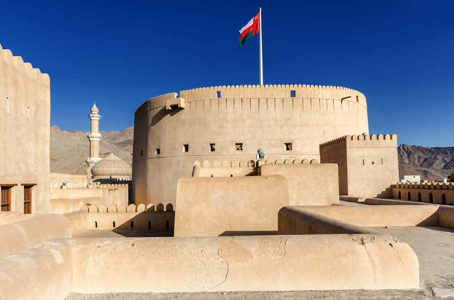 From Muscat: Nizwa and Oman's Historical Gems Tour - Five ways to see Nizwa from Muscat