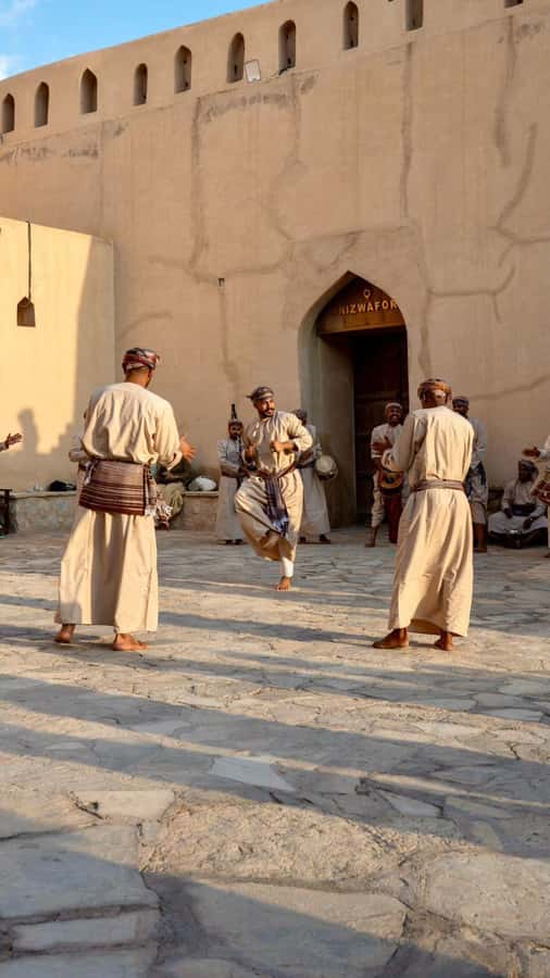 From Muscat: Nizwa Fort, Souq, falaj & Museum Full Day Tour - The Drive From Muscat to Oman’s Interior