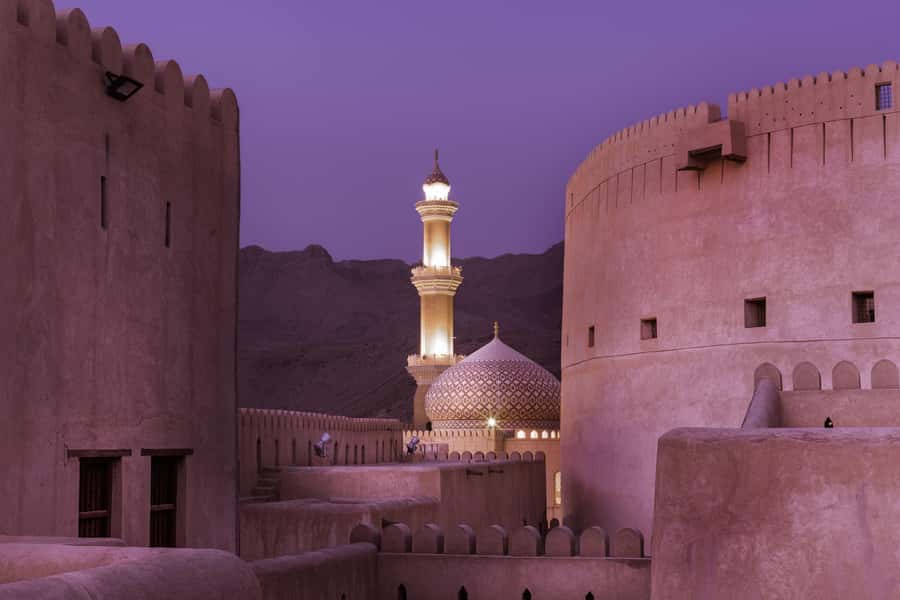 From Muscat: Nizwa Guided Tour with Optional Overnight Stay - A lantern-lit walk through the traditional souq