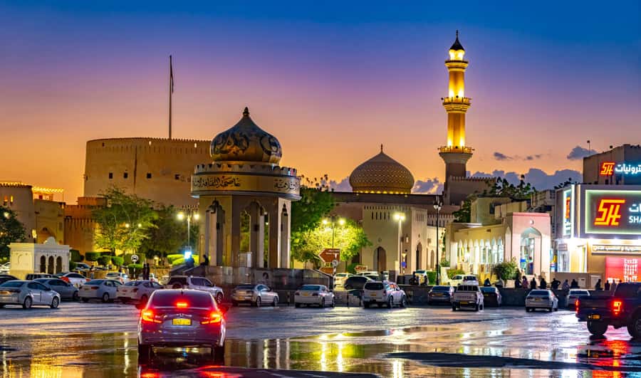 From Muscat: Nizwa Guided Tour with Optional Overnight Stay - The guides make the difference