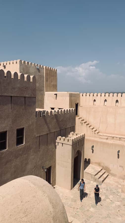 From Muscat: Private Nizwa and Jabel Akhdar-Shams with Lunch - Lunch keeps the schedule moving