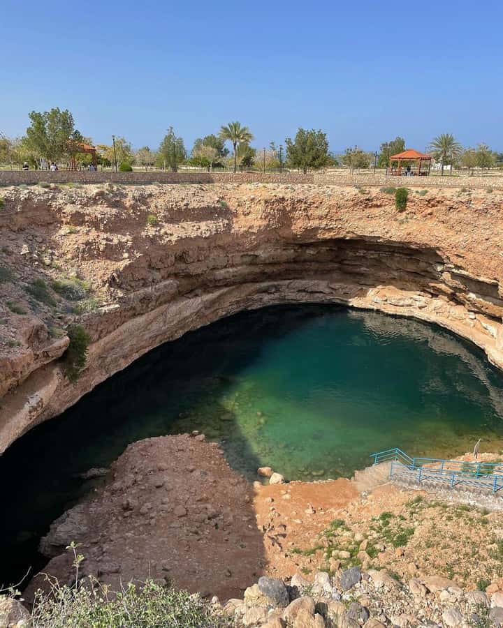 From Muscat:Private Wadi Shab and Bimmah SinkHole Tour - Practical packing for the rocks and water