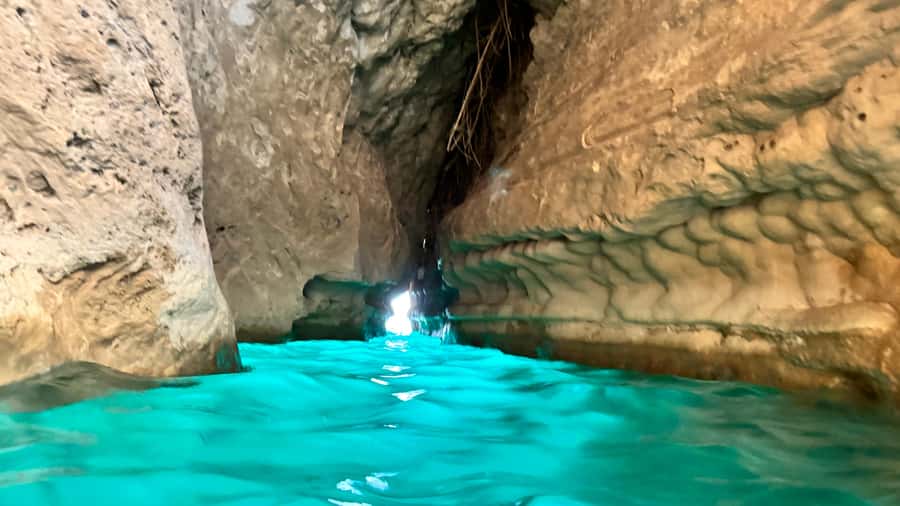 From Muscat: Wadi Shab & Bimmah Sinkhole Full-Day Tour - What to bring and how to prepare