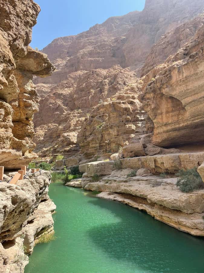 From Muscat: Wadi Shab & Sinkhole Private Tour & Free Lunch - Why Wadi Shab is worth the effort