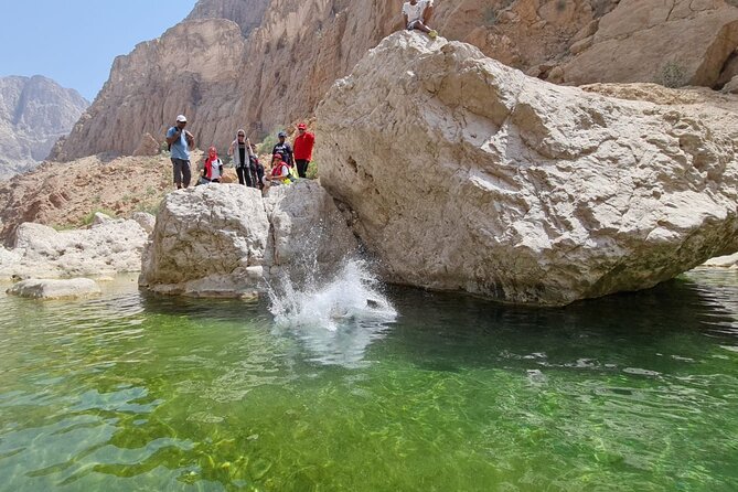 Full-Day Bimmah Sinkhole and Wadi Al Arbeieen Tour - Why Wadi Al Arbeieen makes this tour different