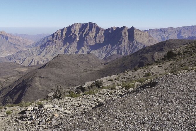 Full-Day Grand Canyon and Nizwa Tour by 4x4 - Lunch and Stone Paths in Misfah