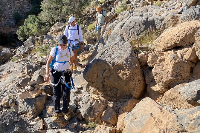 Full Day Guided Tour to Balcony Walk and Hidden Lake With Pickup Included - Starting the Balcony Walk at Al Khatim