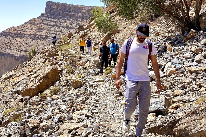 Full Day Guided Tour to Balcony Walk and Hidden Lake With Pickup Included - What the group size and guide service mean