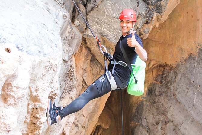 Full Day Private Tour to the Snake Canyon - Who should book this canyon trip?