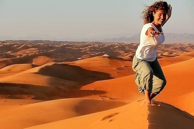 Full-Day Private Wahiba Sands Desert and Wadi Bani Khalid Tour - From Muscat to old Fanja in ten minutes