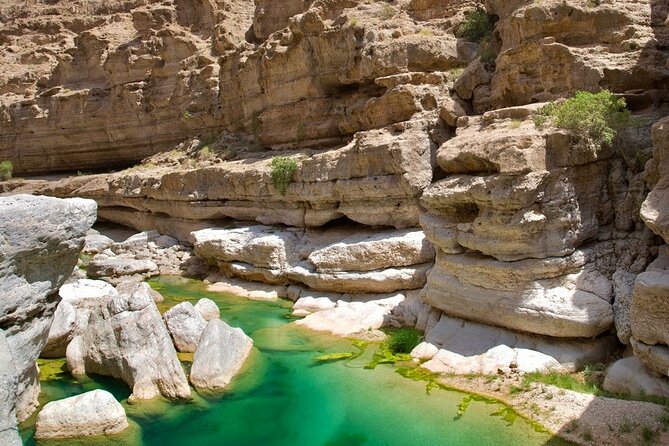 Full Day Tour in Wadi Shab - The coastal road from Muscat to Tiwi