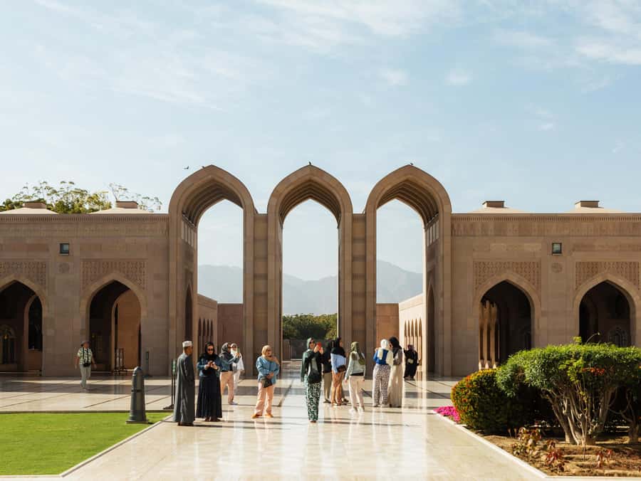 Guided Walking Tour of Sultan Qaboos Grand Mosque in Muscat - The 14-meter crystal chandelier