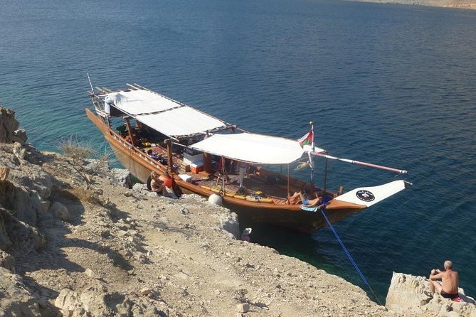 Half Day Dolphin Watching Musandam Dhow Cruise - What the dhow is like on board
