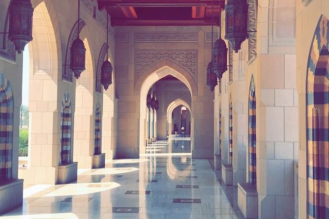 Half day Private Guided Tour in Muscat with Pickup - What the private format changes