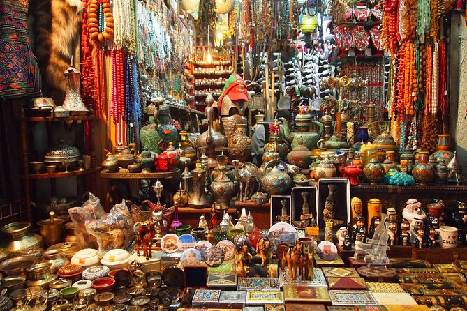 Half-Day Private Muscat City Tour- with a local guide - Al Alam Palace and the two harbor forts
