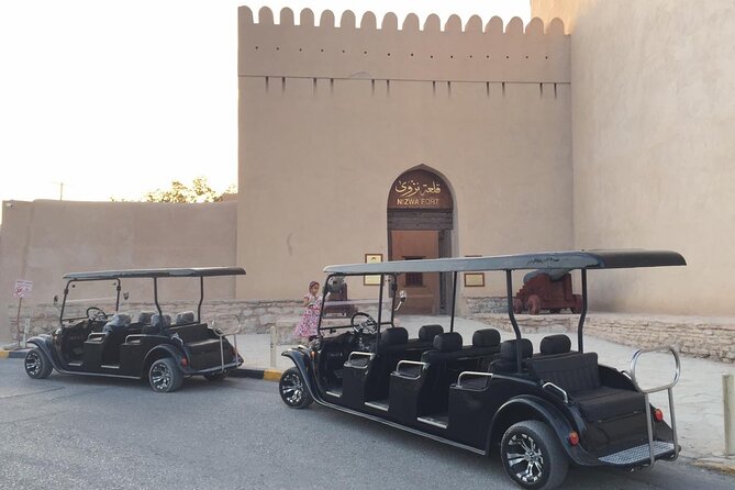 Heritage private Tour by classic carts - Passing Nizwa Souk and the central market
