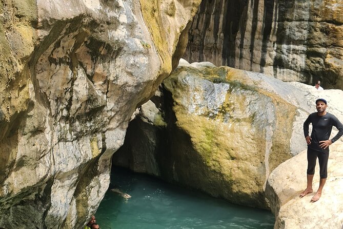 Hidden Gems of Oman: Sinkhole, Fins Beach & Wadi Tiwi Adventure - A short look at Wadi Shab