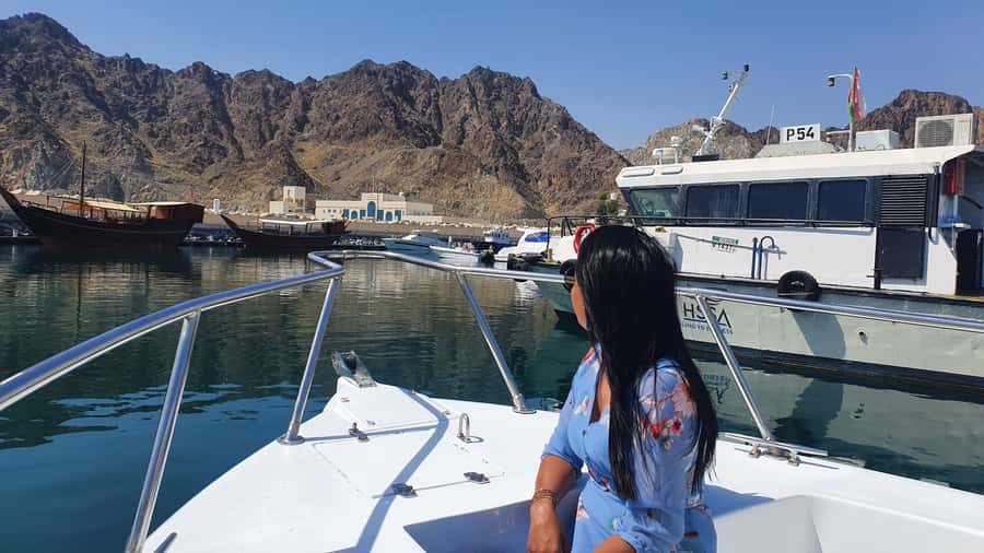 Highlights of Muscat city tour in private car with guide - Bait Al Zubair Museum and Omani culture