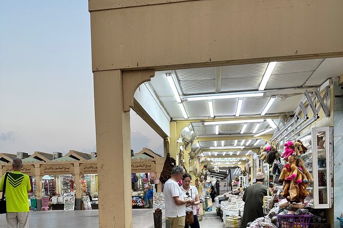 Historical Salalah City Tour - Frankincense and gifts at Al Hosn Souq