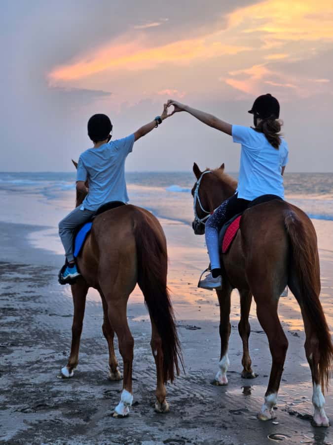 Horse Riding Oman - 2 hour ride - Sunrise or sunset: which timing suits you?