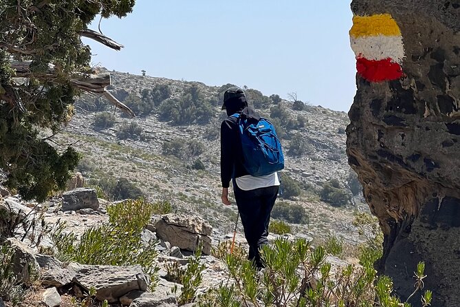 Jebel Shams summit W4 - Who will enjoy this more than a casual hiker