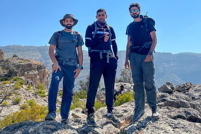 Jebel Shams summit W4 - The W4 summit hike, 24 kilometers out and back