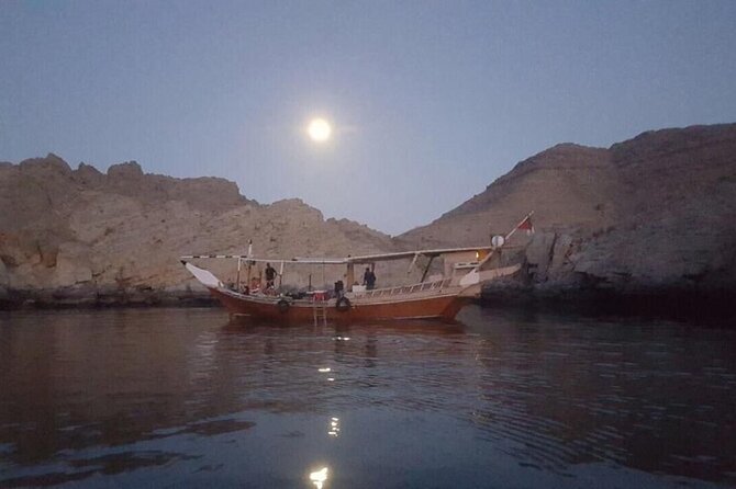 Khasab Dhow Cruise To Musandam Fjords With Lunch Onboard - Why Musandam looks best from a dhow