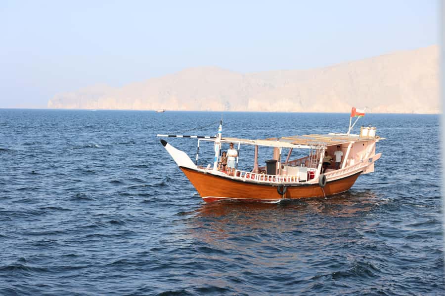 Khasab: Dhow Cruise with Lunch, Dolphin Watching& Snorkeling - Boarding in Khasab and getting settled