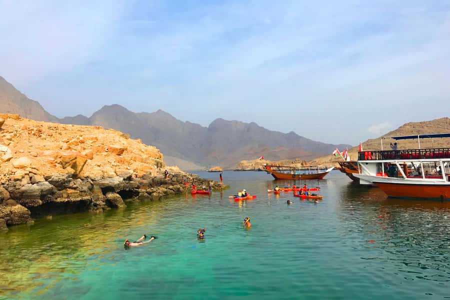 Khasab: Dolphin Watching Day Tour with Snorkeling & Lunch - Lunch on board, with plenty of drinks