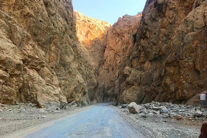 Khasab Musandam Mountain Safari - Fossils and old marks in the mountain rock