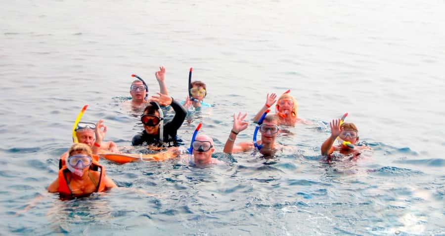 Muscat: 4-Hour Snorkeling Tour with Dolphin watching - Muscat’s Coast in One Four-Hour Morning